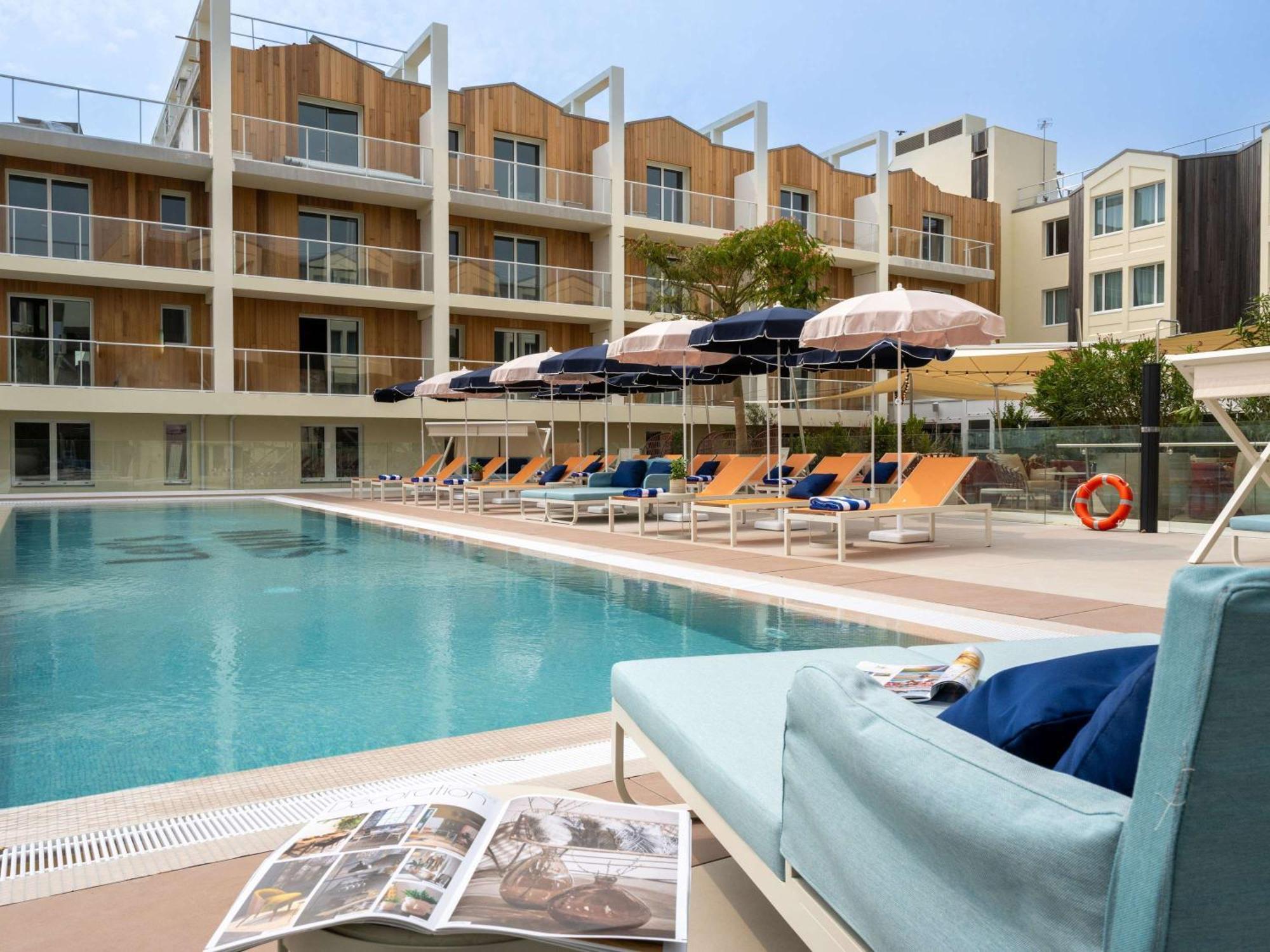 Mercure Vieux Port Sud Hotel 4*